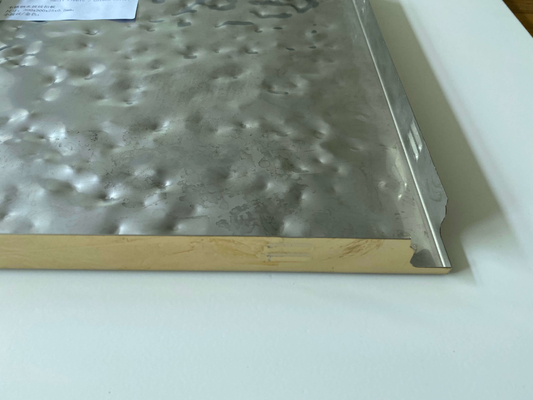 天井の木製の穀物アルミニウム金属の天井300x300x25mmのステンレス鋼のさざ波クリップ