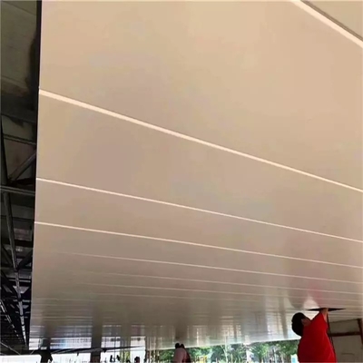 300x3000mmの会議場の壁の装飾のためのアルミニウムHストリップの天井