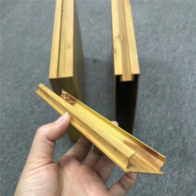 木の穀物デザイン アルミニウム金属 天井 外押し箱 バフル天井