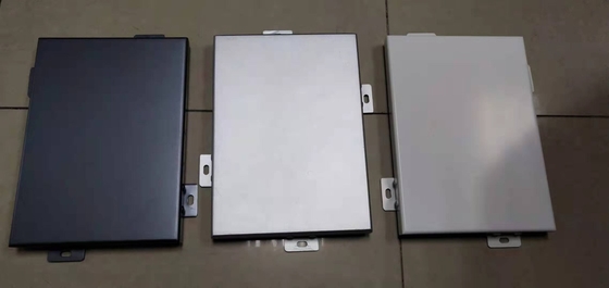 1.5mmの厚さの固体アルミニウム クラッディング パネル1600x5000mm