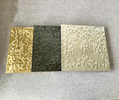 30mmのアルミニウム金属の天井は天井600*1320mmの鋼鉄水さざ波のホックに電流を通した