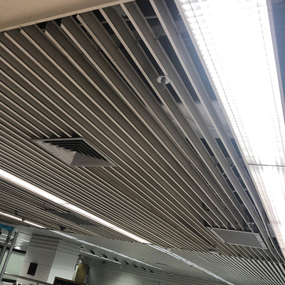 外壁の装飾のための耐火性アルミニウムBスクリーンの天井200x3000mm