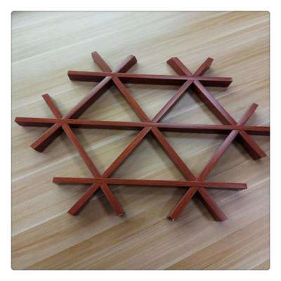 Outlet Extruded Grille Triangle Shaped Ceiling Design  Light Weight