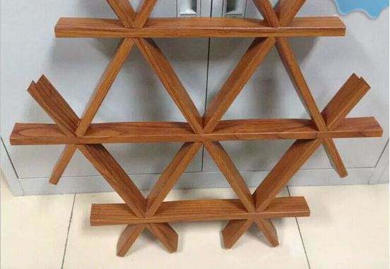 Outlet Extruded Grille Triangle Shaped Ceiling Design  Light Weight